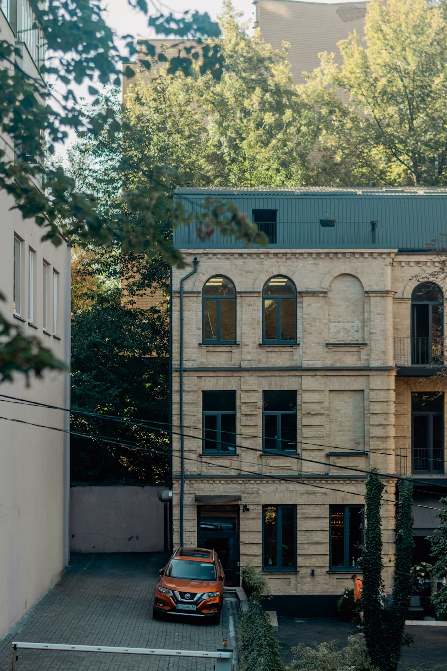 Parking space available for rent near stadium